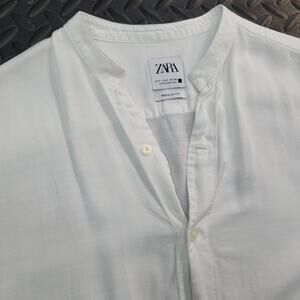 Zara White Blouse Button Up Minimalist Neutral Basic Capsule Wardrobe Vacation